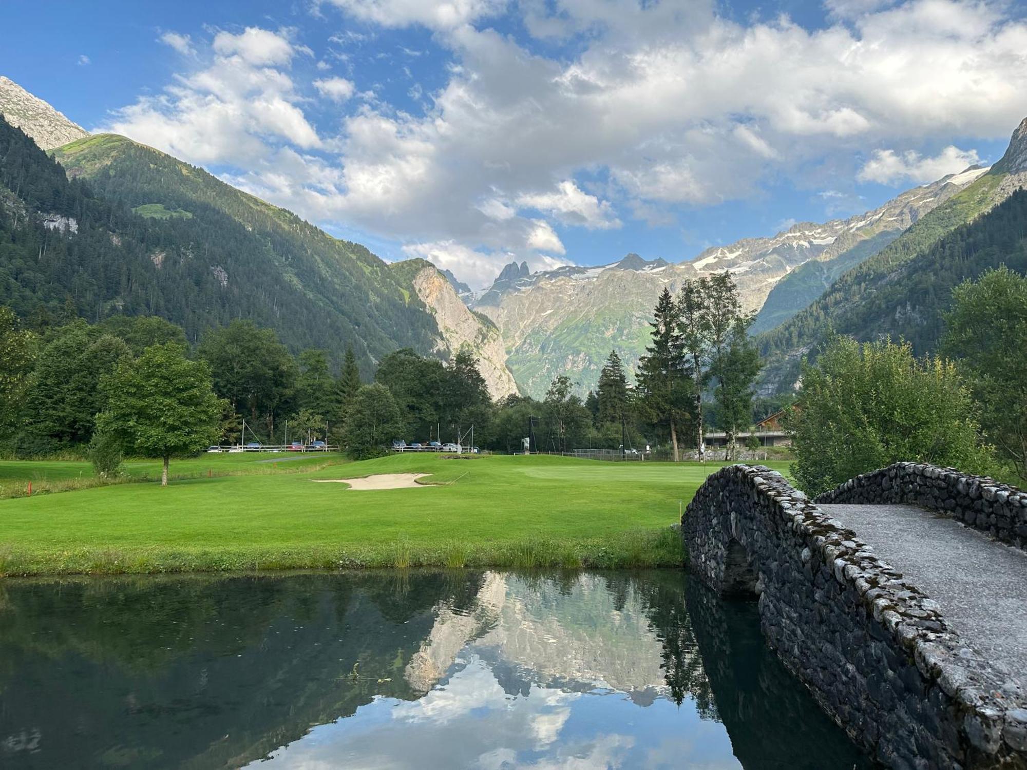 Hotel Hahnenblick Энгельберг Экстерьер фото